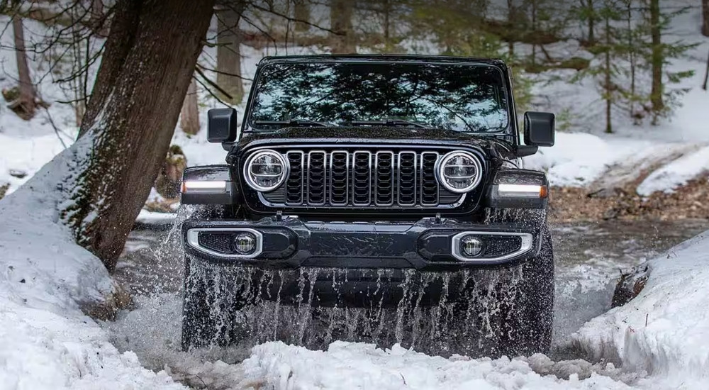 Exploring the Jeep Wrangler’s 4×4 Systems: Command-Trac, Rock-Trac, and Selec-Trac