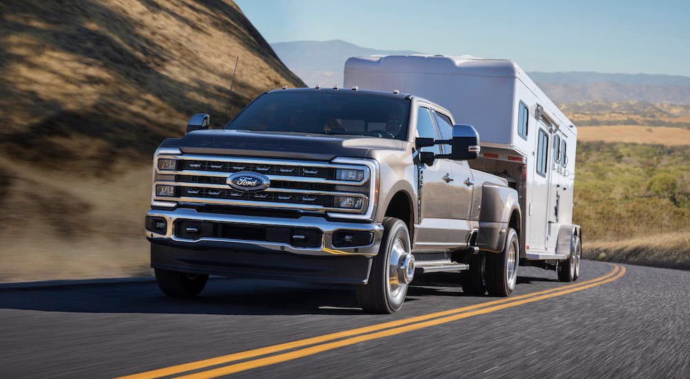 Is It Time to Upgrade From the Ford F-250 to the F-350?